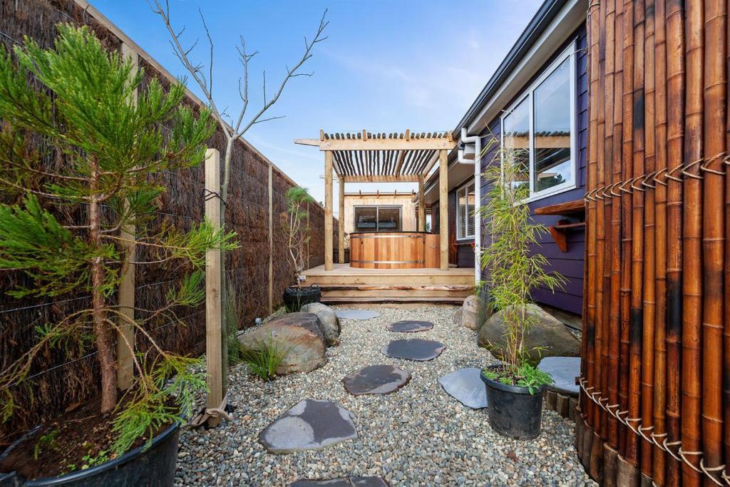 The Purple House - Ohakune Home With Spa Pool Extérieur photo